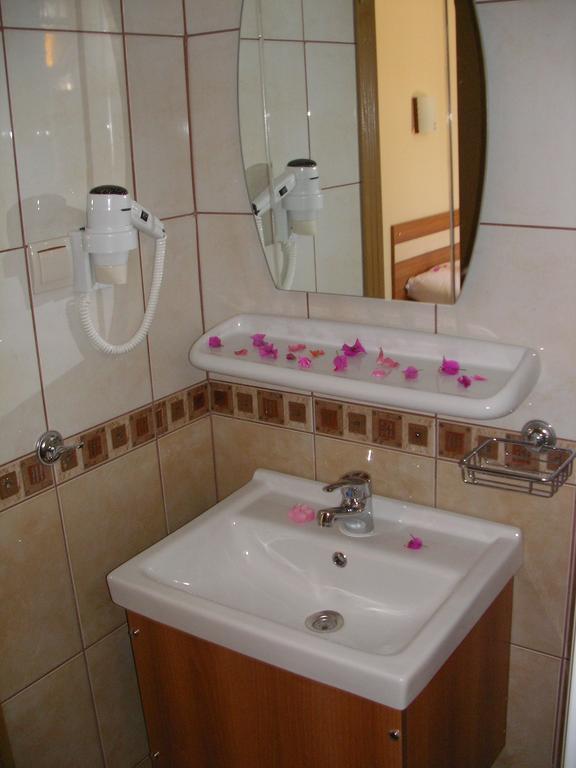 Ercan Han Hotel Ічмелер Номер фото